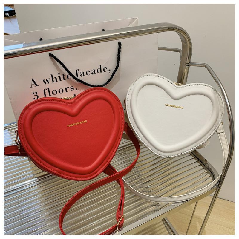 Hot Sale Heart Shape Crossbody Bags For Women Solid Pu Leather Shoulder Bags Fashion Handbags