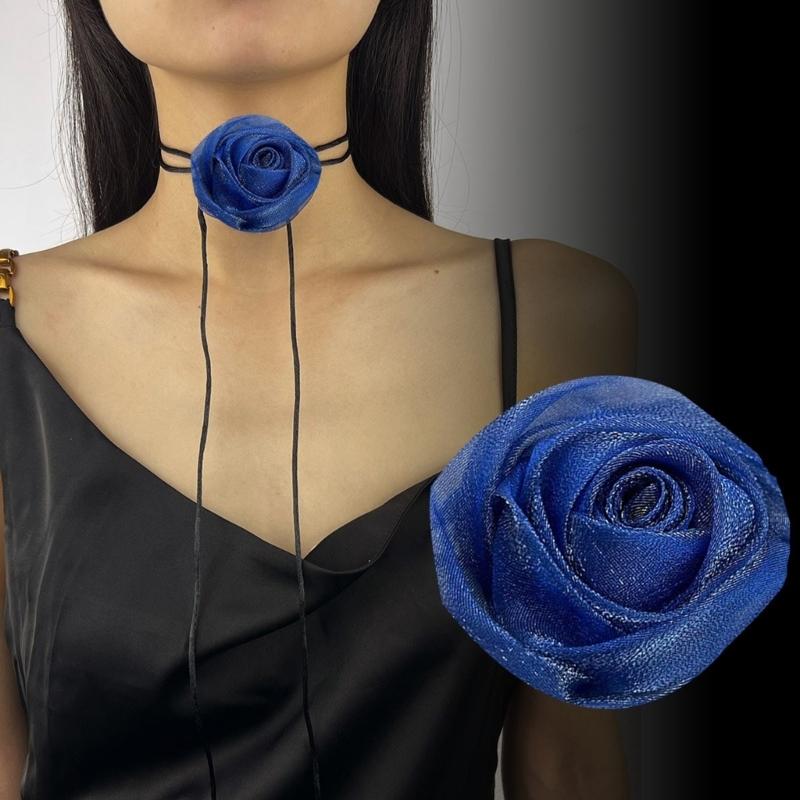 Stylish Rose Pendant Necklace Colorful Floral Shape Clavicle Chain Fashionable Jewelry Blossom Charm Neckchain Ornament