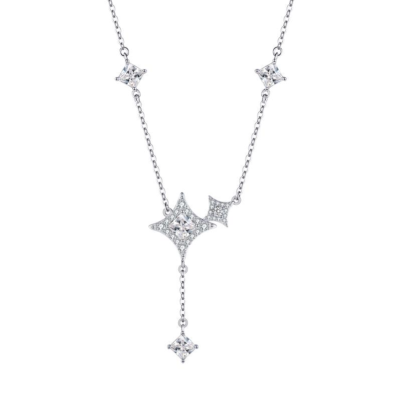 Chow Tai Seng DC Brilliant Star Series Necklace