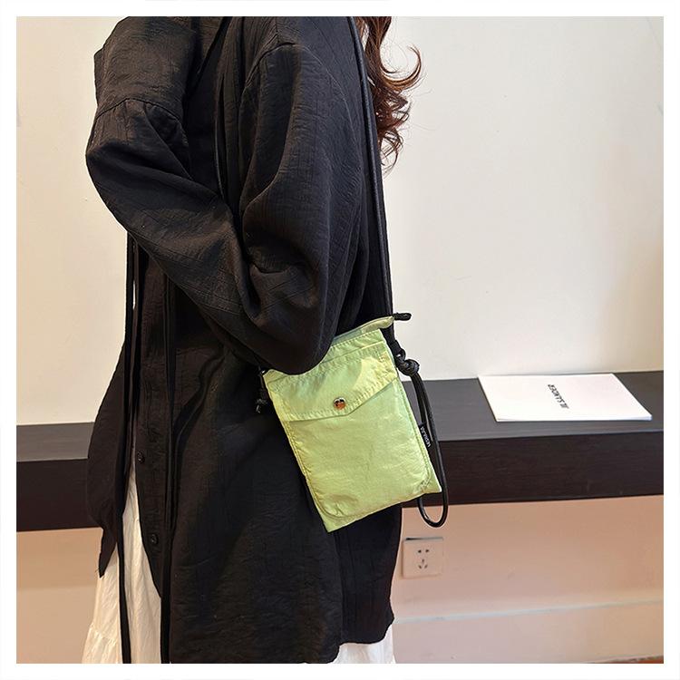 Ladies' Trendy Mini Shoulder Bag, Mobile Phone Bag, Ins Versatile Crossbody Functional Sports, Ins Fashionable Small Backpack for Women