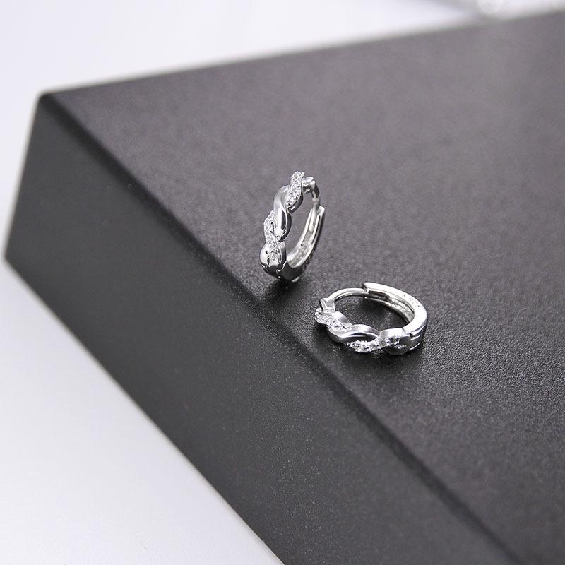 

Moebius Diamond Korean Style Women s Ear Cuffs - Simple Fashion Trend, Plain Hoop Temperament Earrings