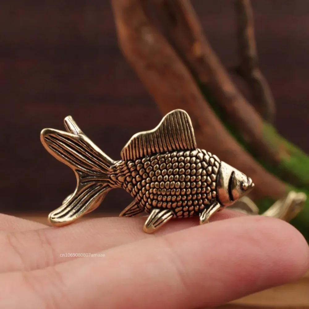 Sky Fish Brass Goldfish Figurines Retro Lucky Animal Statue Miniatures Ornament Home Decor Desk Decoration Tea Pet Cute Gifts