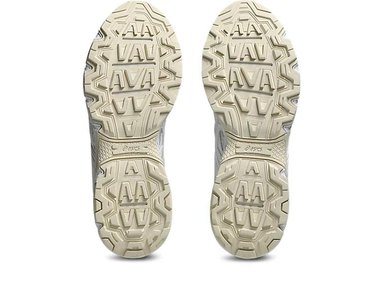 1203A597-101 Asics Gel-Nunobiki "White/Pure Silver" (Men's)