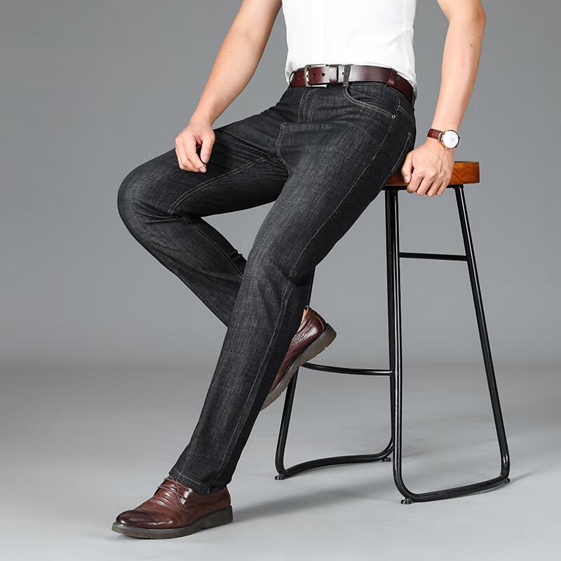 

Мужские летние джинсы из эластичного денима свободного прямого кроя 40