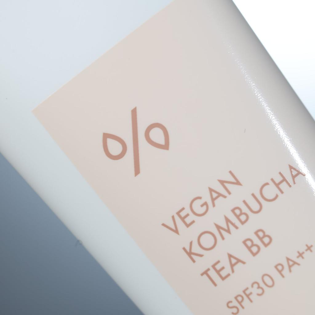 Dr.Ceuracle VEGAN KOMBUCHA TEA BB SPF30+ PA++ 30ml