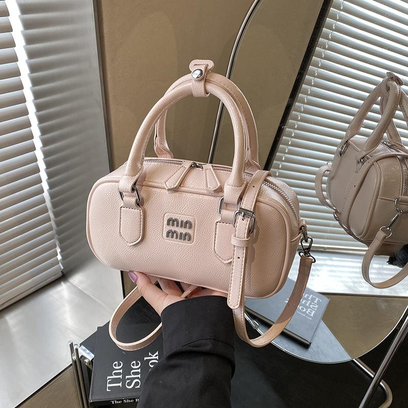 Popular Small Bag Women's New Fashion Versatile Messenger Bag Portable Pillow Bag