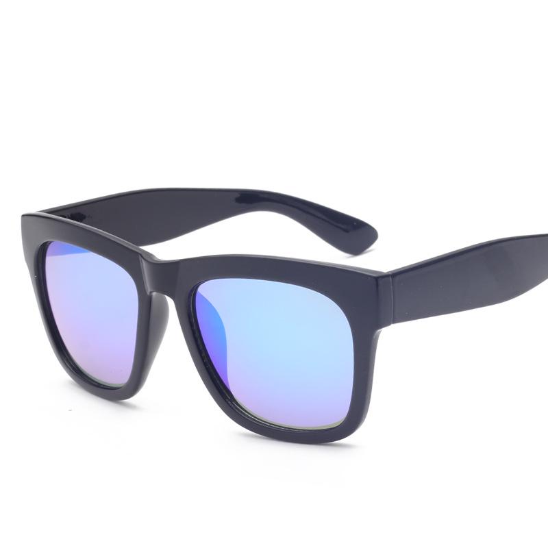 Tide Cool Retro Colorful Sunglasses - European & American Style High-End Sunglasses, V-Brand with Hinge Bud Design