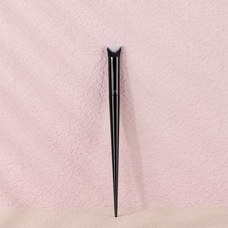 

Concealer Brush with Dual-Sided Slope 3D Shaped JWZX