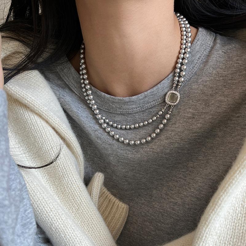 Fritillary Button Double Pearl Necklace Light Luxury Retro Elegant Retro Versatile Neck Chain Sweater Chain