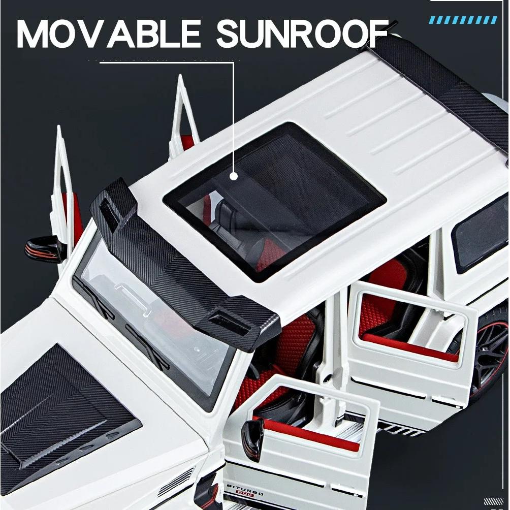 1/18 Scale Benz G800 Off-Road Vehicle SUV Alloy Diecast Model Car Collection Sound & Light Sprayable Gifts for Kids Boyfriend