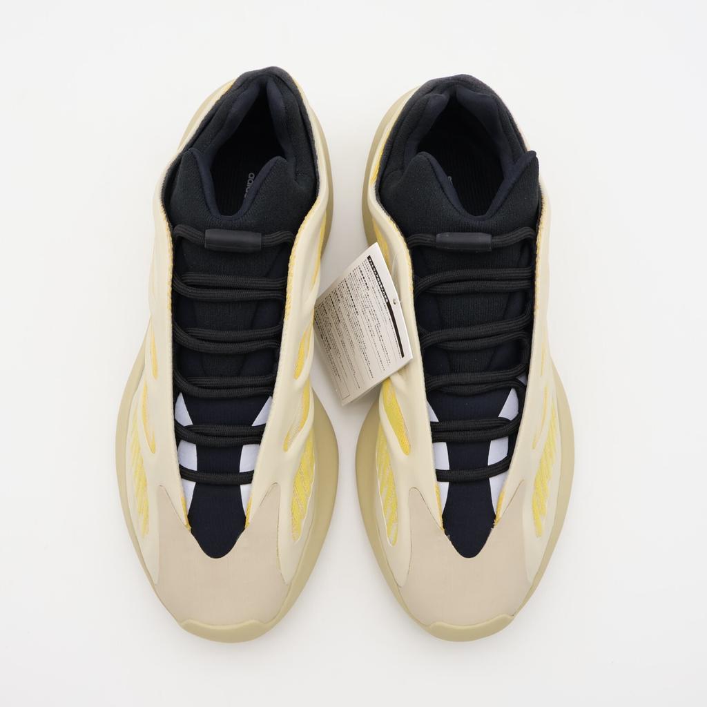 G54853 Adidas Yeezy Boost 700 V3 SAFFLOWER Geel Crème Wit Zeil Ivoor Beige