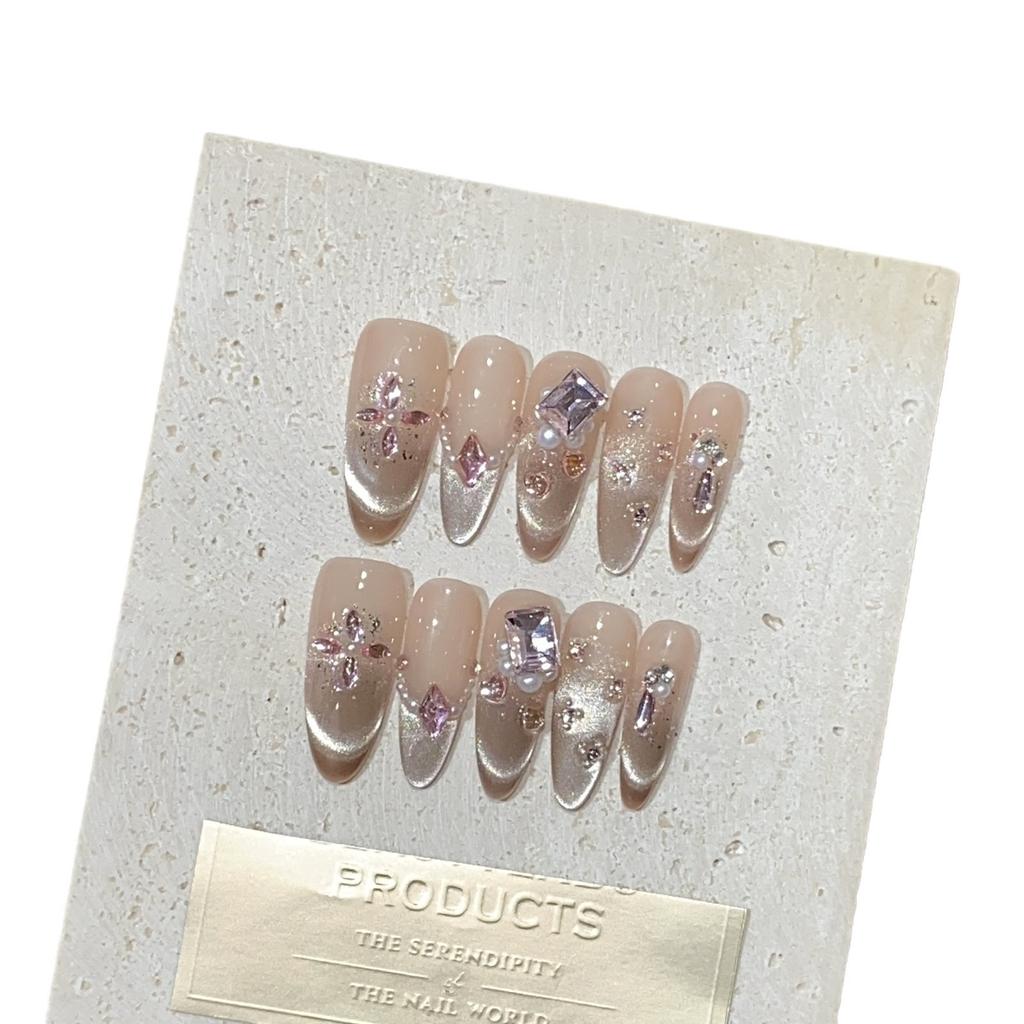 Handmade Nude Color Gradient French Cat Eye Pink Broken Diamond Pile Diamond Small Flower Moonlight Messenger Patch