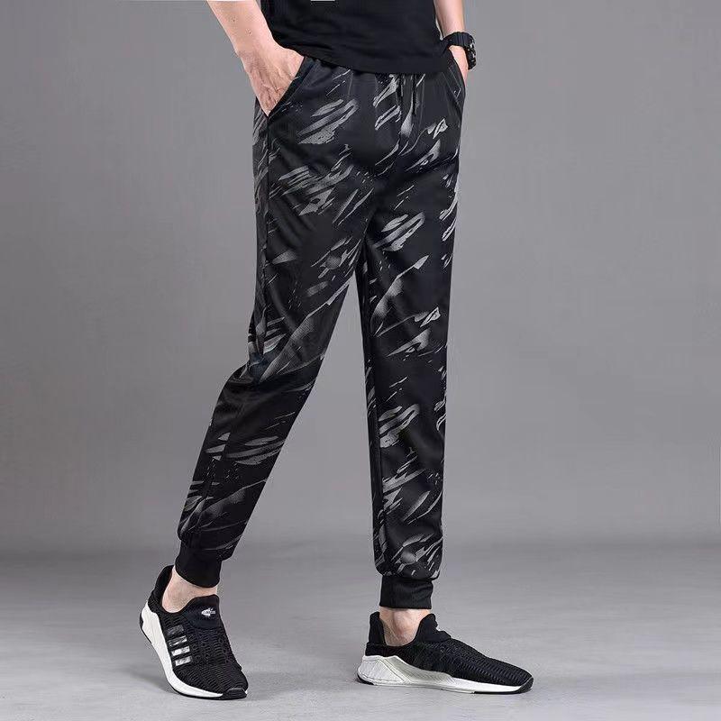 Men's Camouflage Work Pants: Loose, Elastic, Durable, Dirt-Resistant, Casual Sports Trousers In Large Sizes with Drawstring.