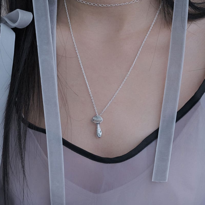 Reinheart Tajemniczy naszyjnik z grzybem