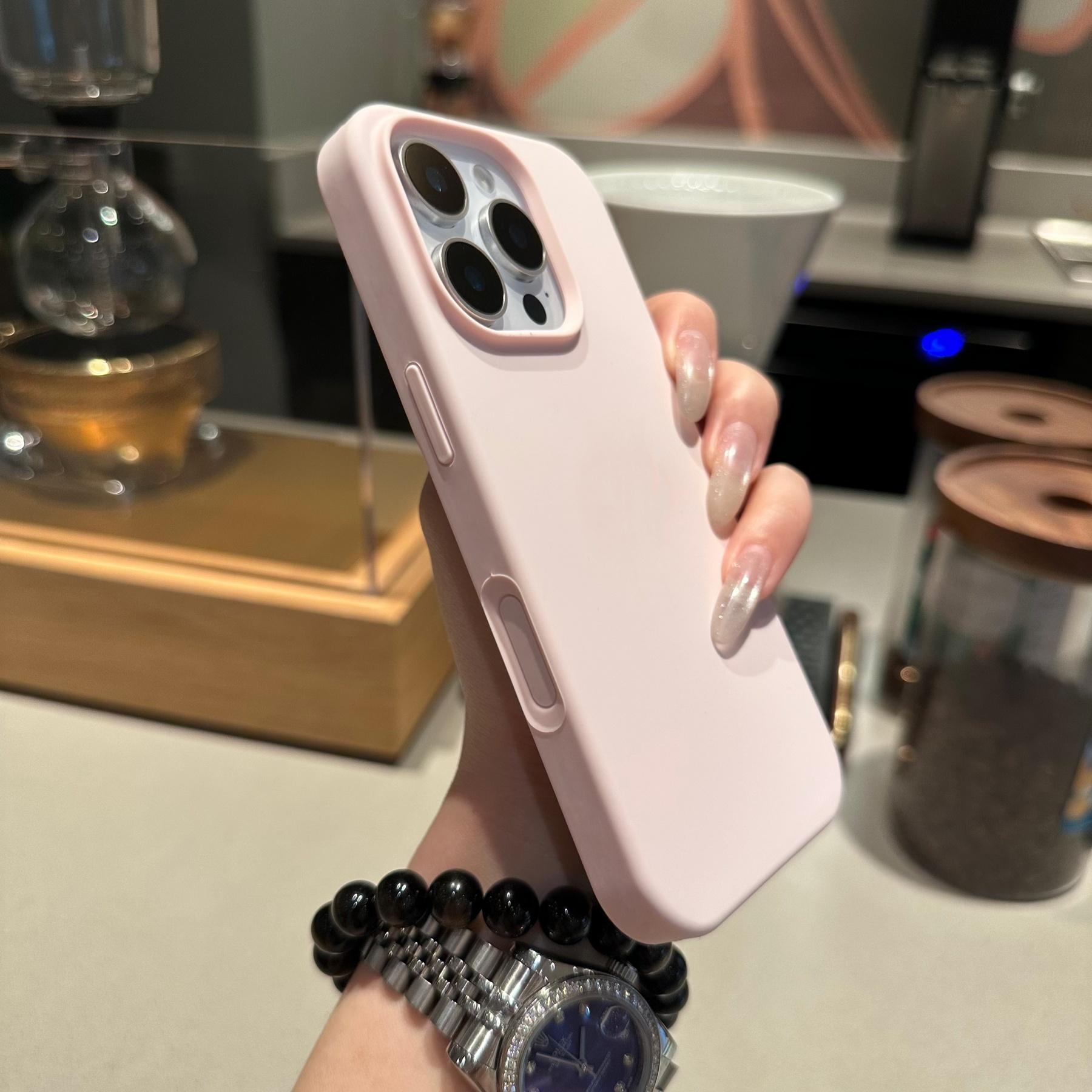 

Красочные силиконовые чехлы для iPhone 11, 12, 13, 14, 15, 16 серии — сочетание защиты и стиля. iPhone 13 розовый