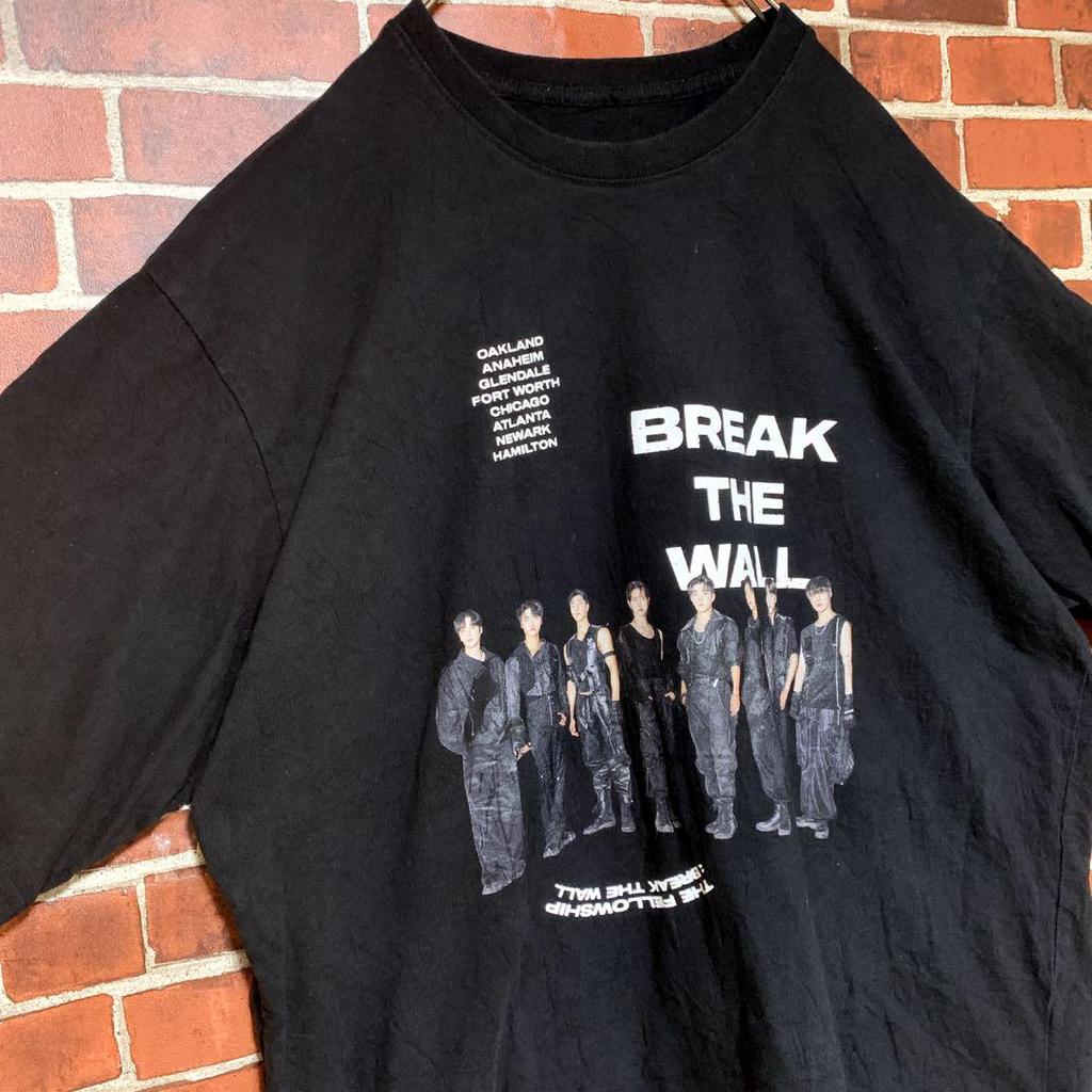 [USED] Hard to find ATEEZ WORLD TOUR printed t-shirt