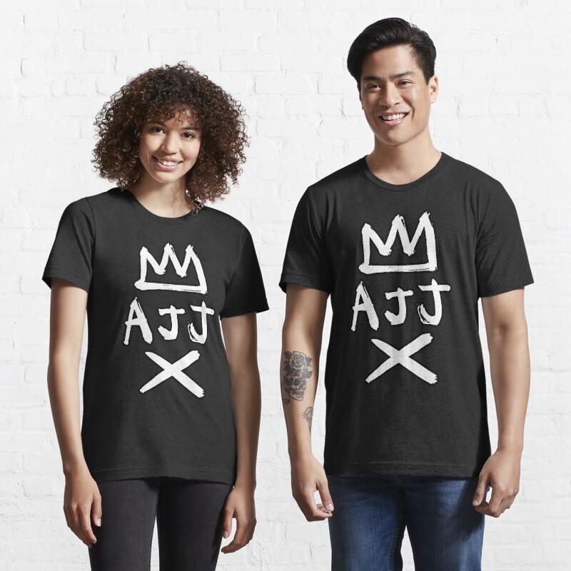 

Knife Man Casual T-Shirt