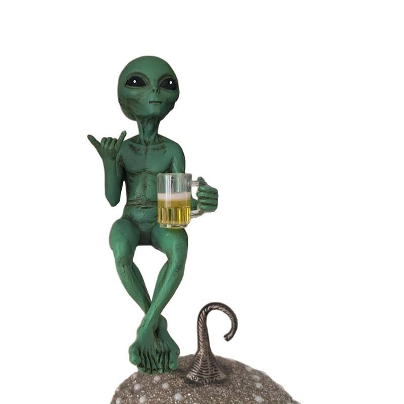 Alien Beer Drinking Statue Fun Humorous Space Decoration Science Fiction Fans Ideal Gift Creative Ornament