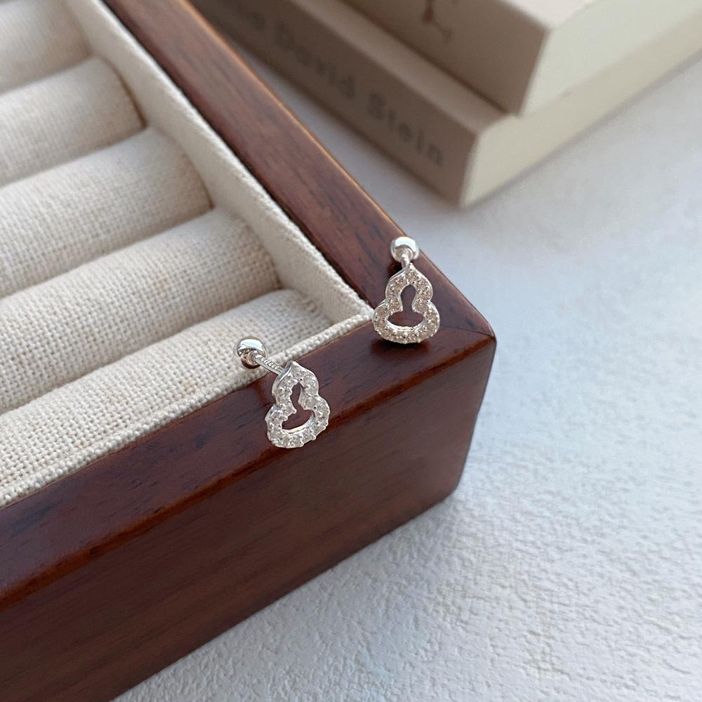 S999 Sterling Silver Chinese-Style Hollow Gourd Stud Earrings with Rhinestones for Women - Luxurious Feel, High-End Design