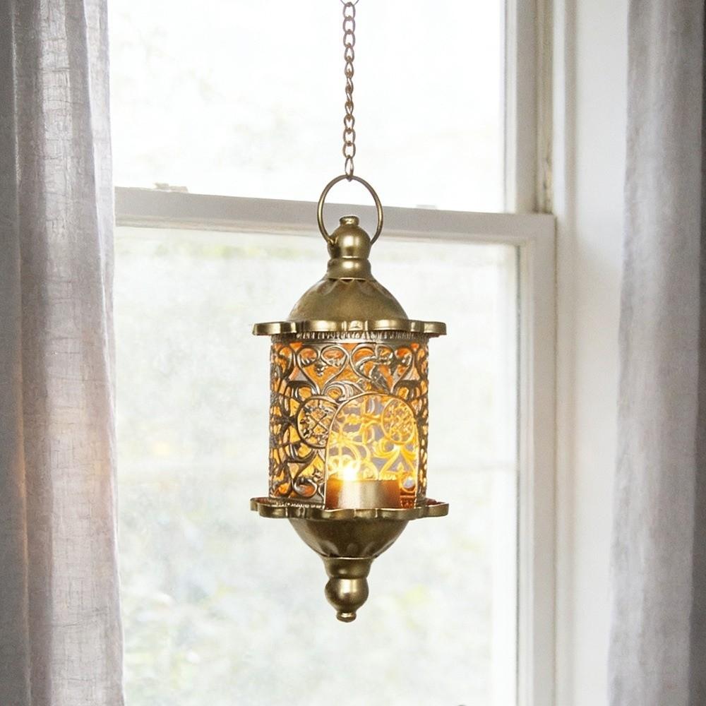 Romantic Hollow Metal Candlestick Iron Hanging Candle Holder Hollow Birdcage Lantern Indoor