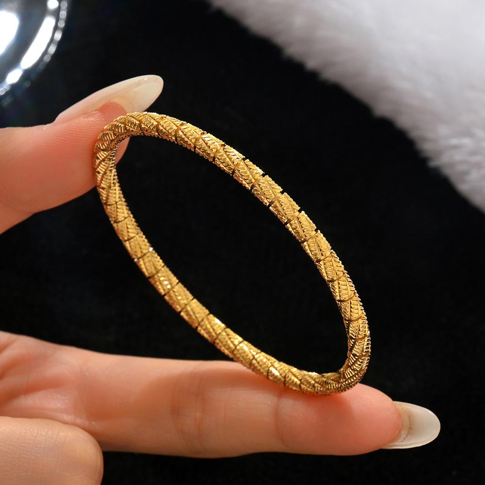 Korean Elegant 18K Gold-Plated Four-Leaf Clover Rhinestone Stainless Steel Bracelet for Women