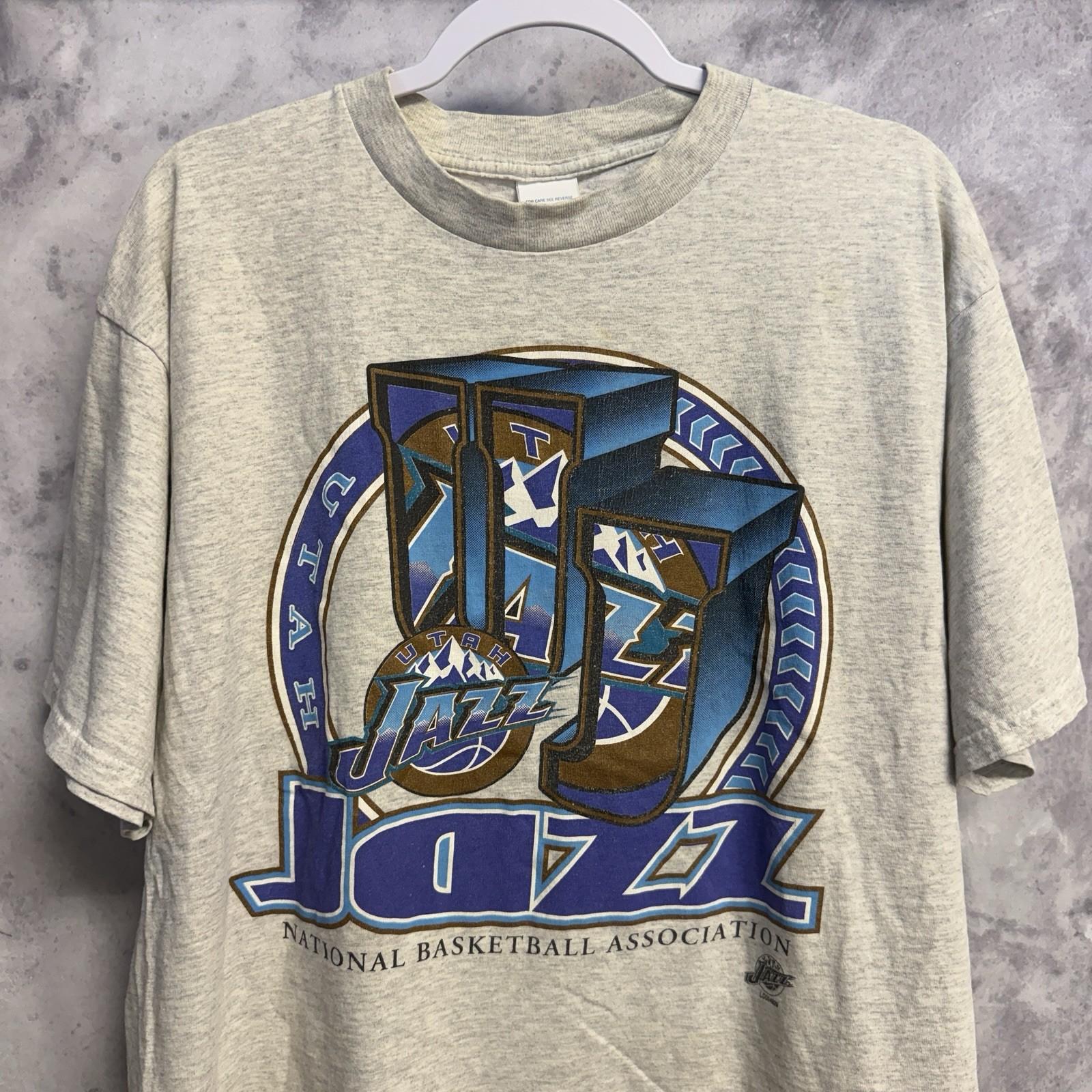 Vintage 90s Utah Jazz Logo 7 T Shirt Mens XL Gray Short Sleeve NBA Graphic L