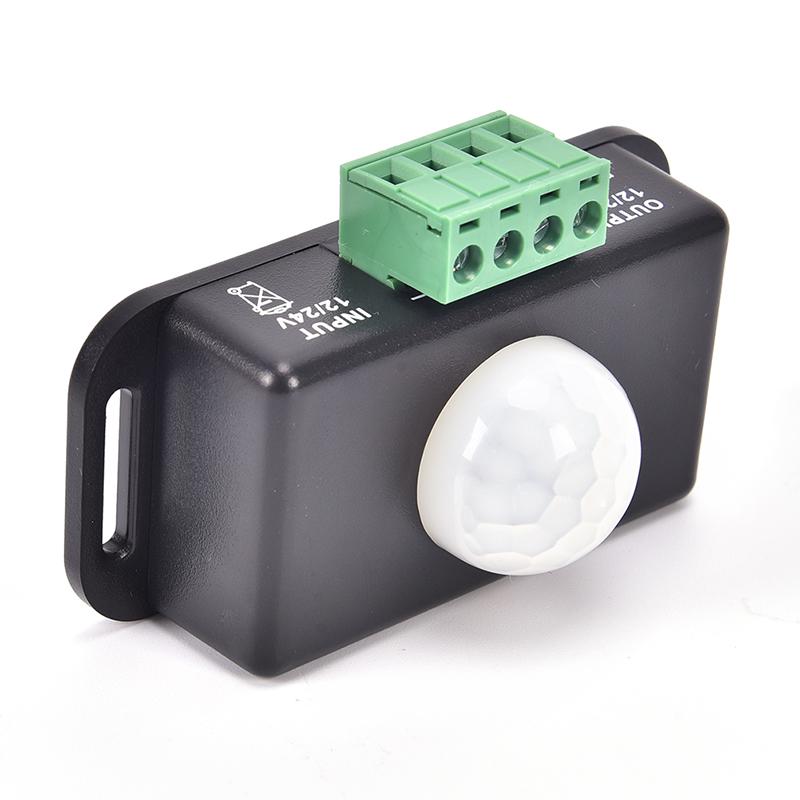 Automatický DC 12V 24V 6A Infračervený PIR pohybový senzorový spínač pro LED světlo/lampu