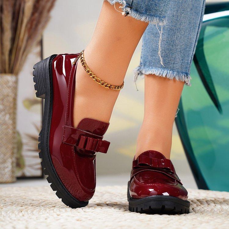 New Patent Leather Glossy Tassel Mid-heel Retro Loafers European and American Large-size Fashionable Casual Shoes