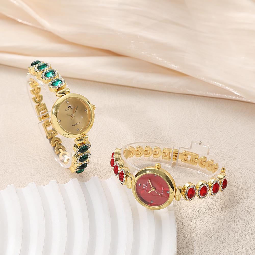 Luxury Diamond-Studded Ladies' Bracelet Watch