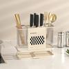 1 db Többfunkciós konyhai tárolóállvány, ahová egyenletesen tárolhatók az evőpálcikák, kések, villák és kanalak
