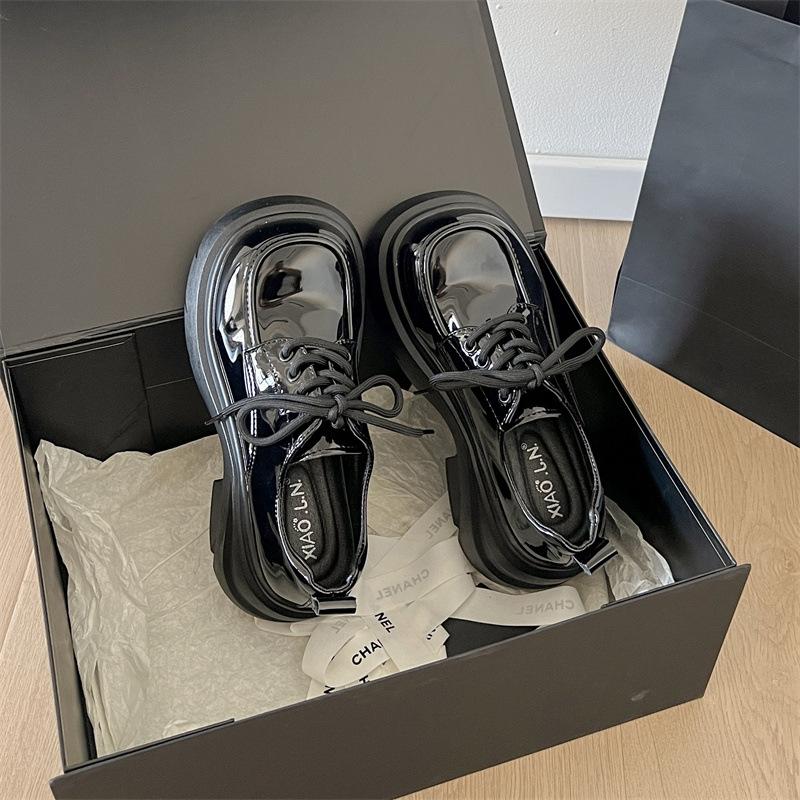 

Black British style platform thick high-heeled small leather shoes women s 2025 new autumn skirt retro heightening loafers 39