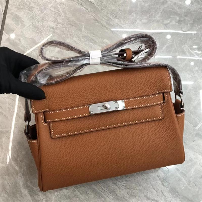 The first layer of cowhide TOGO cowhide KL bag women's versatile retro mailman bag spring senior feeling shoulder messenger bag