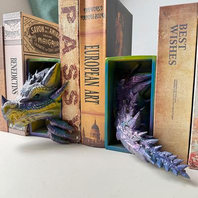 Gothic Dragon Bookends Ornaments 3D Horror Dragon Decorative Bookends Resin Dragon Bookends Creative Sculpture Bookends