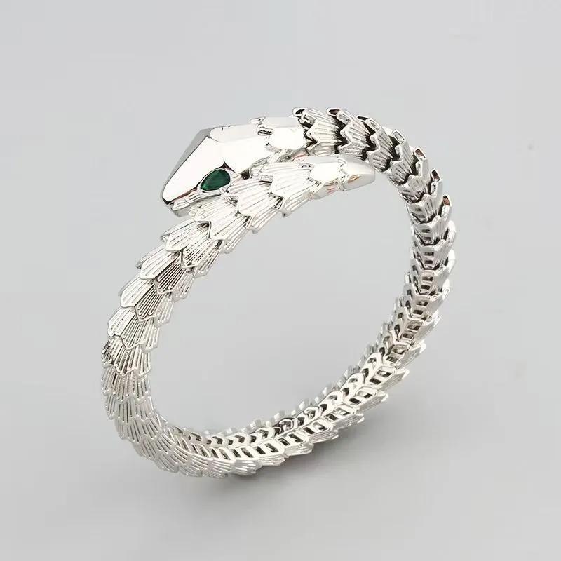 High Luxury Open Snake Snake Bone Inlaid Bracelet