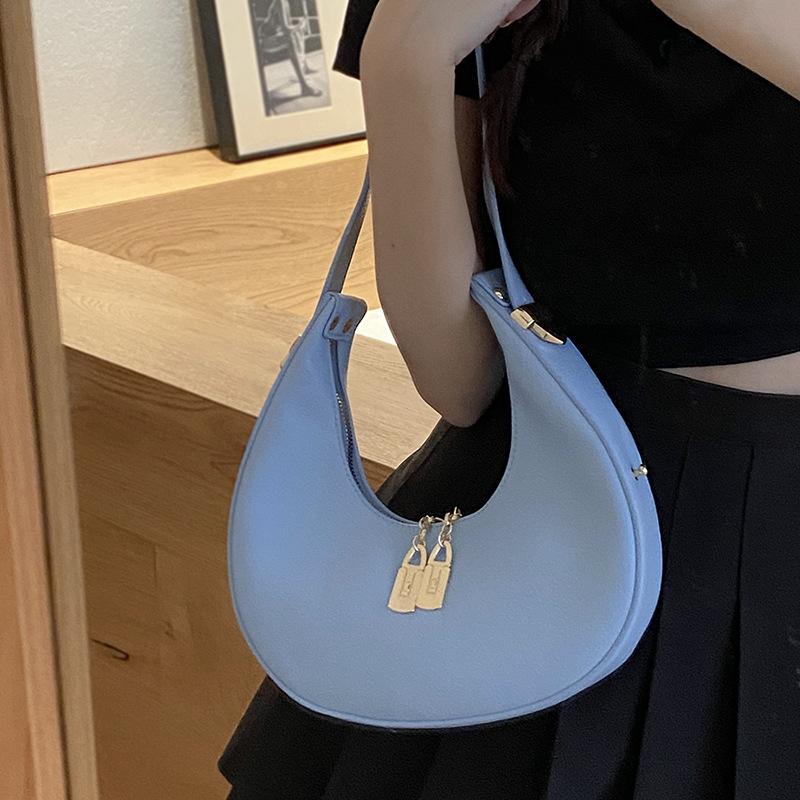 High-Quality Texture Niche Design Bag Women Snewest Fashion One-Shoulder Underarm Bag All-Match Portable Crescent Bag