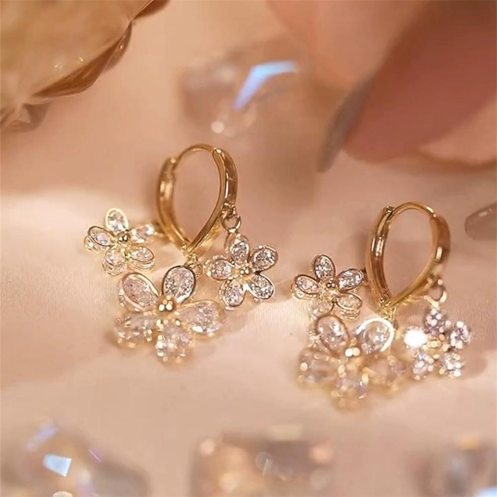 Luxury Female White Zircon Stone Flower Hoop Earrings Vintage  Gold Color Wedding Jewelry For Women