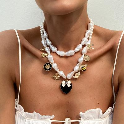 2Pcs/Set Imitation Pearl Heart Bees Pendant Necklace Women Fashion Baroque Jewelry Accessories