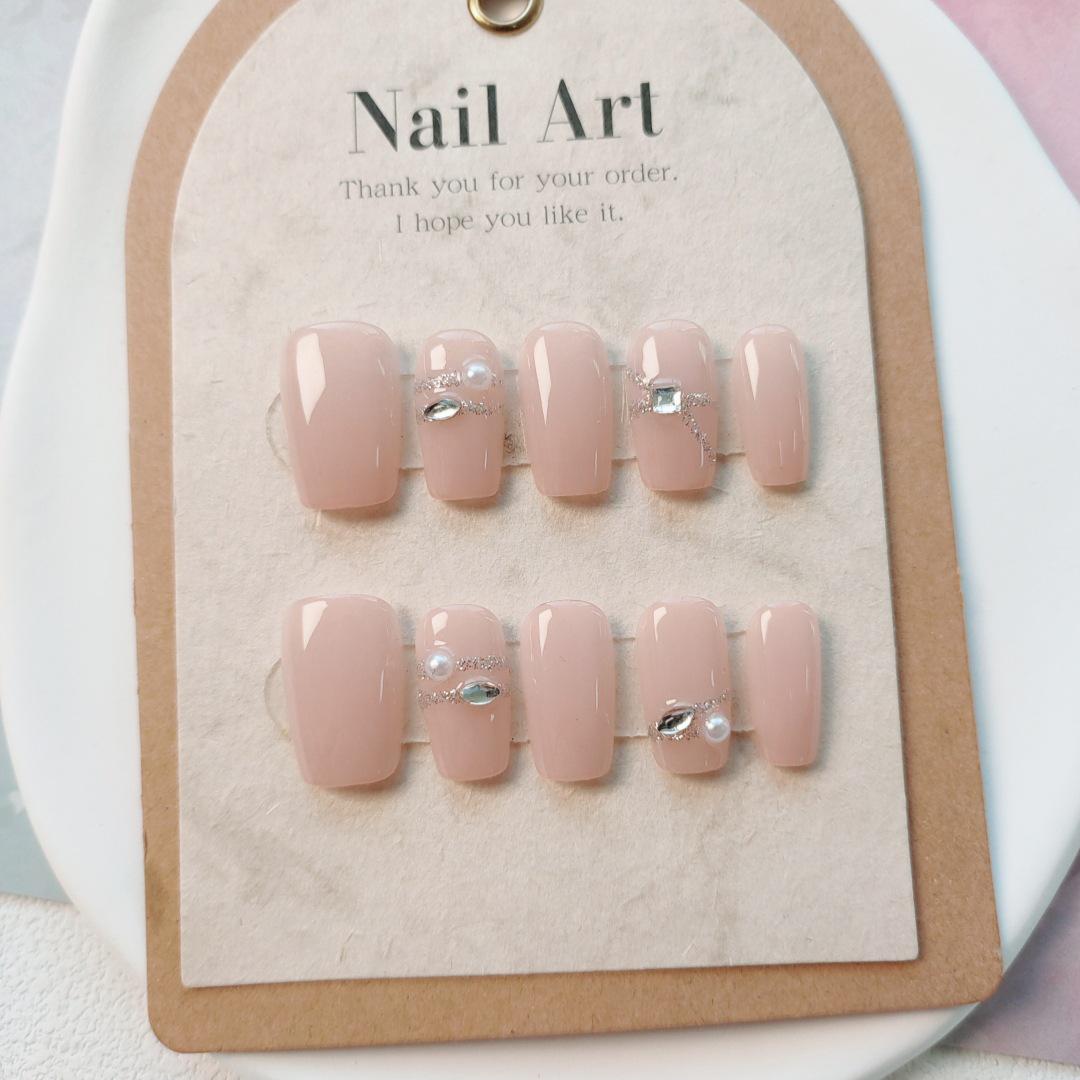 

Handmade Flashy Nail Art Patches: 10-Piece Gentle Goddess Set with Chinese Flash Diamond Accents Extra Small