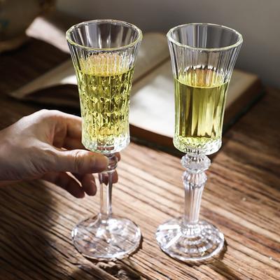 Tazze e bicchieri – Bicchieri e calici