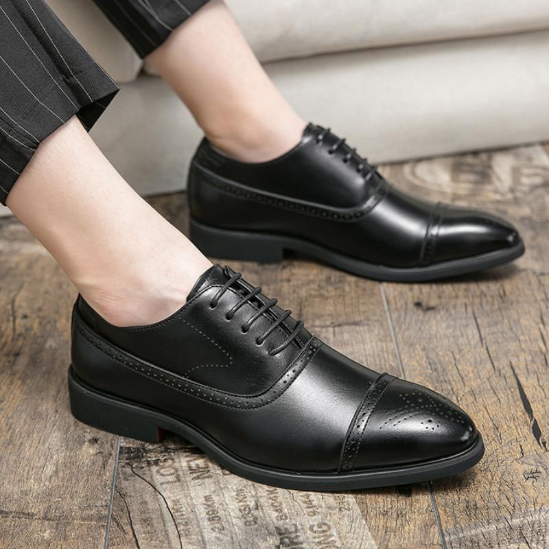 Men's Dress Shoes Red Sole Leather Shoes Pointed Party Shoe Lace-up Office Oxfords Casual Wedding Shoe Retro Business Men Shoes