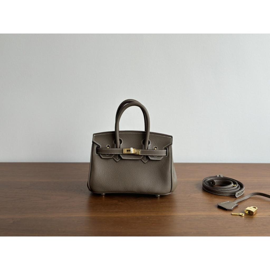 20 Couro Platina Togo Grande Capacidade Primeira Camada Feminina Couro Moda Versátil Bolsa de Mão Ombro Mensageiro Bolsa Feminina