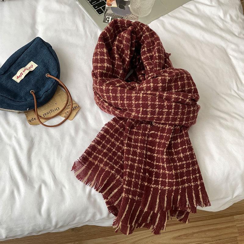 

Red Romance Grid Scarf for Women - 2024 Autumn/Winter Christmas Gift Snood 63x196 cm красный