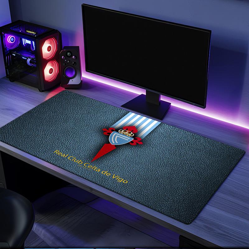 Celta Vigo Crest Glowing Mouse Pad, Rubber Base, Mouse Pad for Gamers and Office Use, Gaming Desk , Easy To Clean Mat Christmas fan gifts