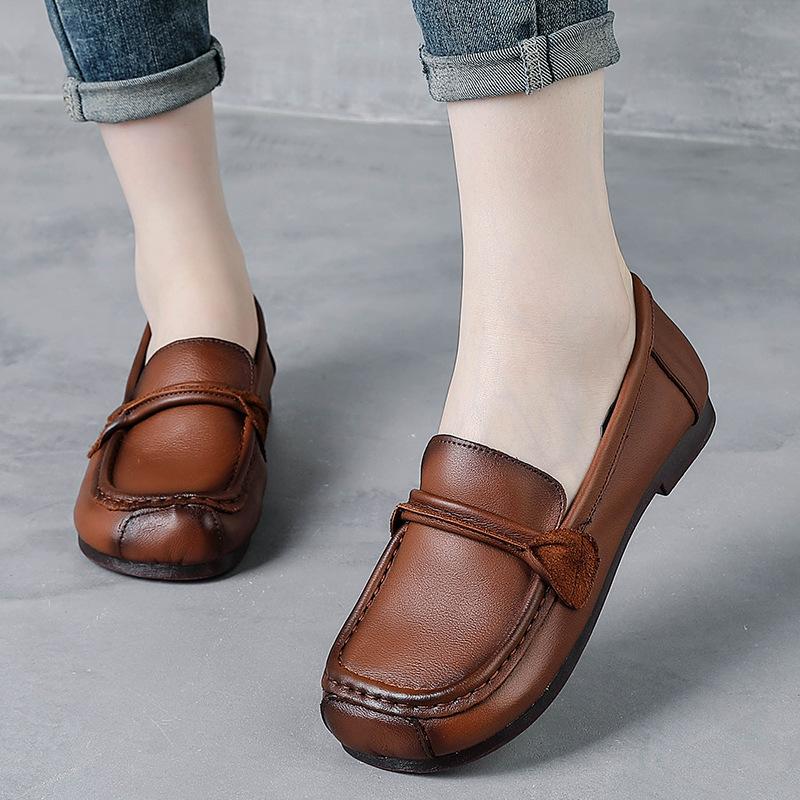 2025 New Red Ballet Flats Ladies Cow Leather Loafers Women's Luxury Moccasins Business Office Shoes Mother Travel Flats Woman