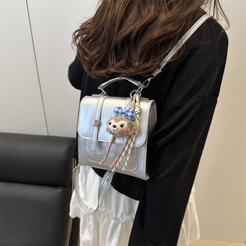 Schoolbag niche design casual texture women's backpack fashion trend personalized bag 1011 autumn and winter new backpack