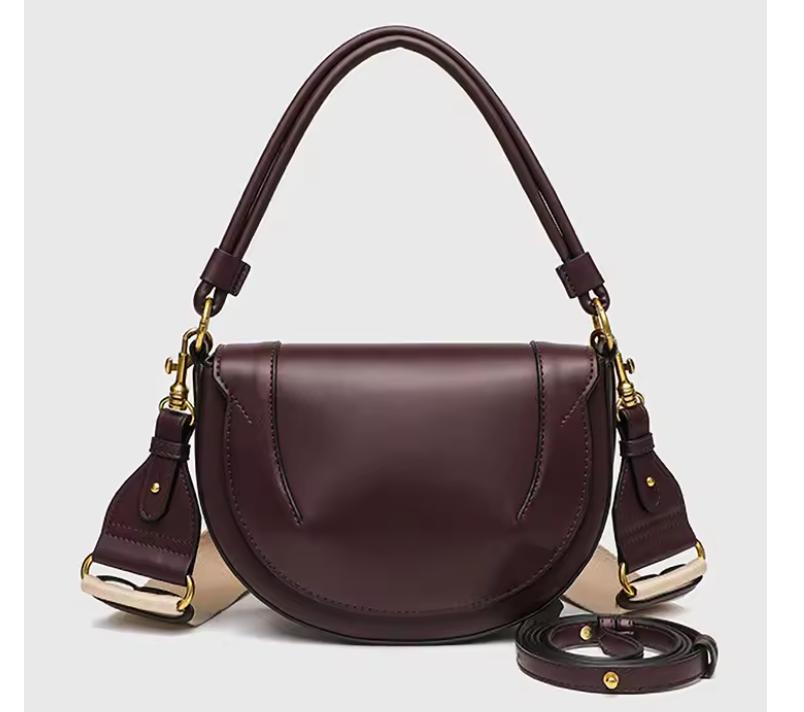 Fashionable and Casual Hand-held Saddle Bag, Versatile for Commuting, Single Shoulder Crossbody Bag