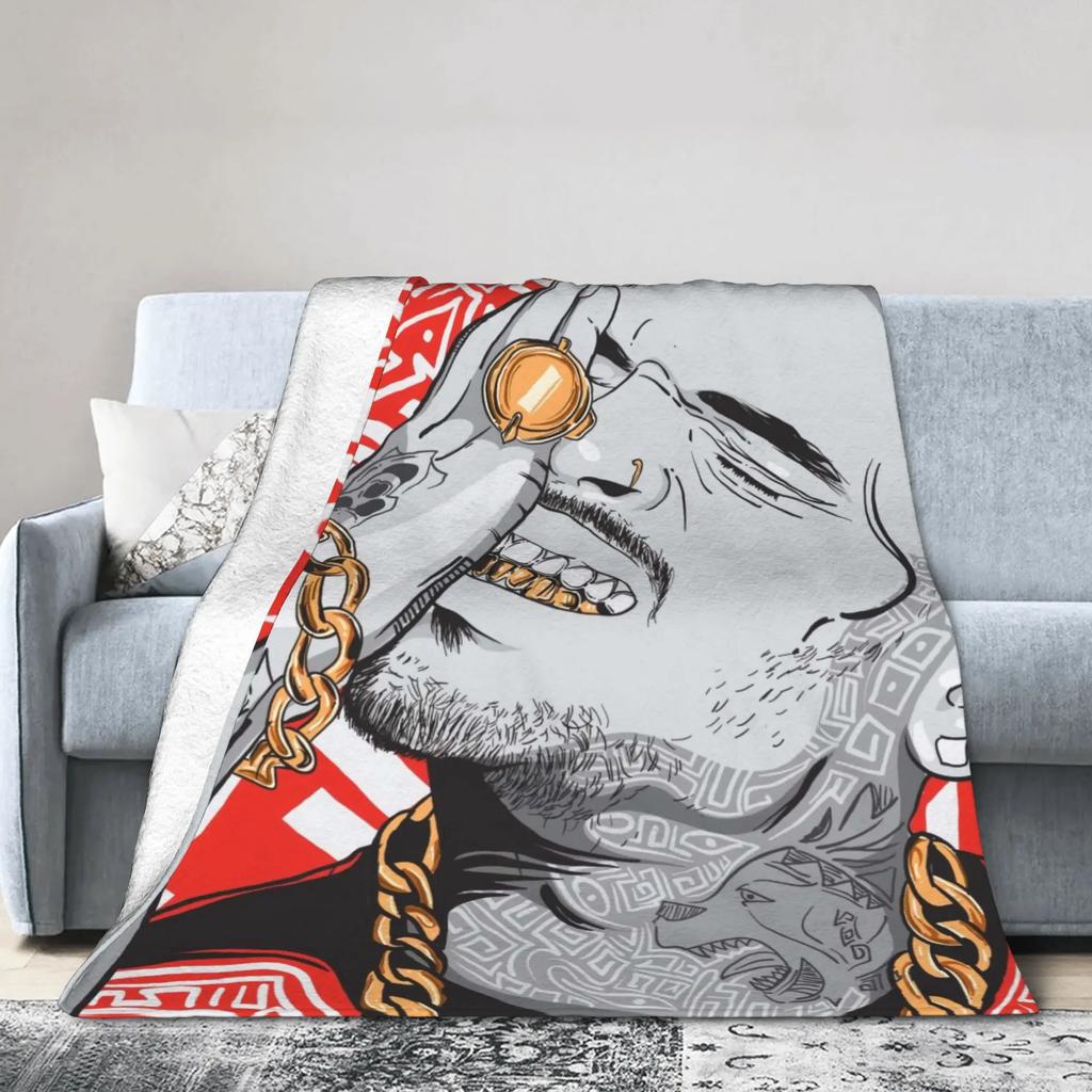 Super Warm Flannel Throw Blanket for Couch Chair Bed  Ideal for Students Picnics Christmas Gift  Soft Sofa Cover with Fun Design