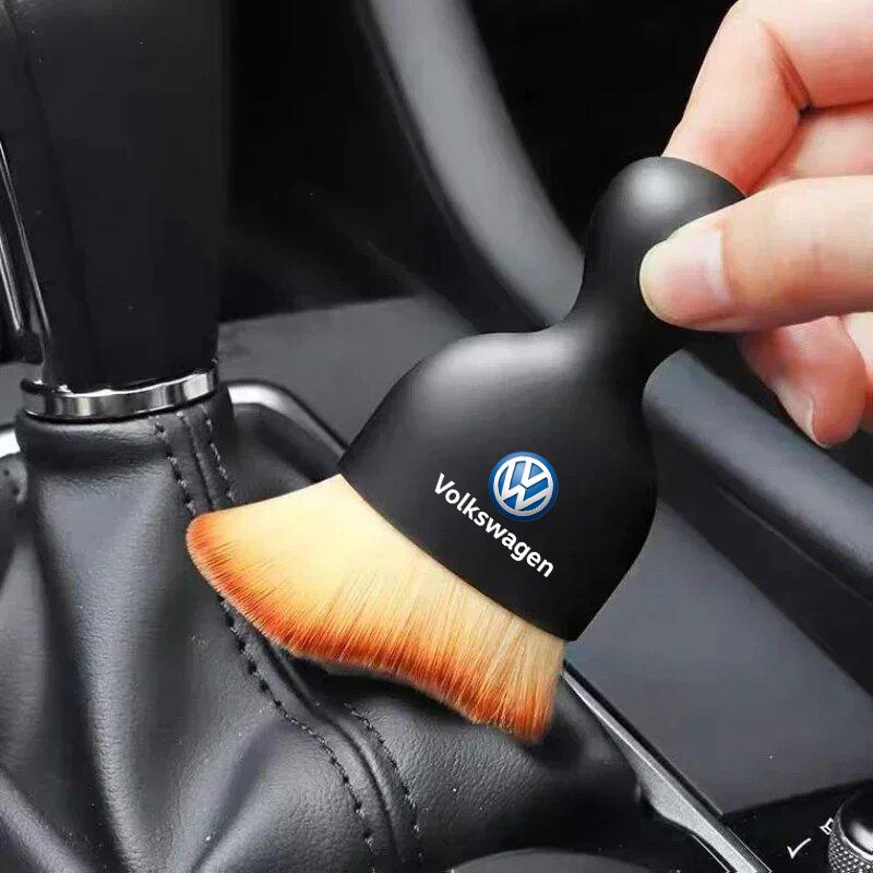 DOG1 Car Dust Removal Cleaning Brush Tool for Volkswagen VW GTI RLINE Beetle GOLF JETTA MK4 PASSAT Polo SCIROCCO TIGUAN wheelcap