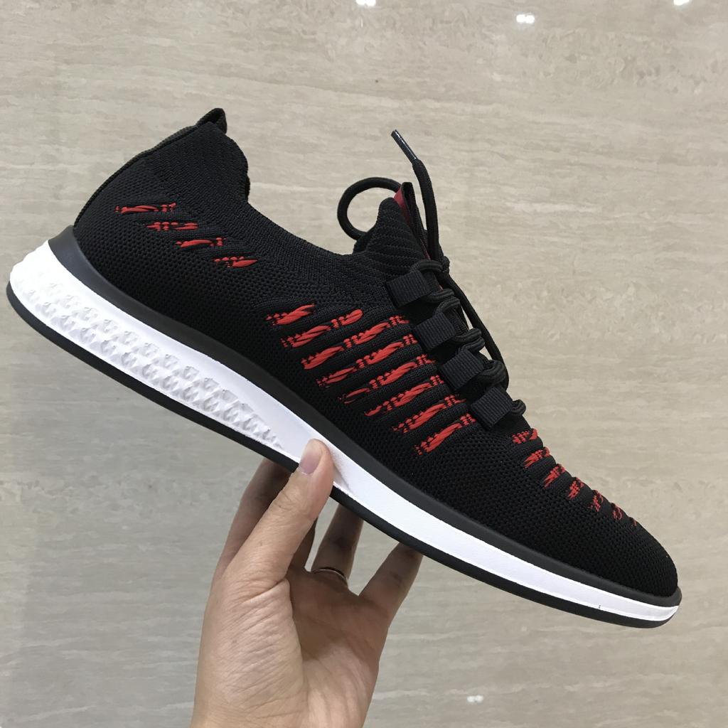 Men's shoes fly-woven shoes spring and summer new lightweight running shoes sports shoes travel shoes trendy shoes