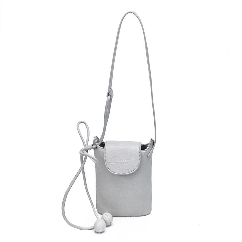 Fashionable and Elegant Commuting Handbag, Stylish Single-shoulder Bag, Casual and Niche Design Crossbody Bag